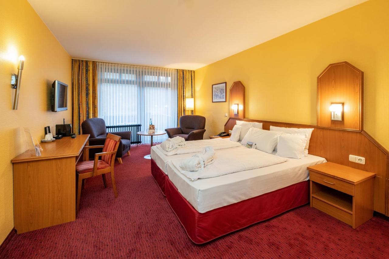 Goebel'S Seehotel Diemelsee Eksteriør bilde