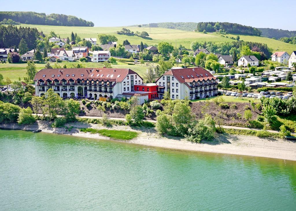 Goebel'S Seehotel Diemelsee Eksteriør bilde